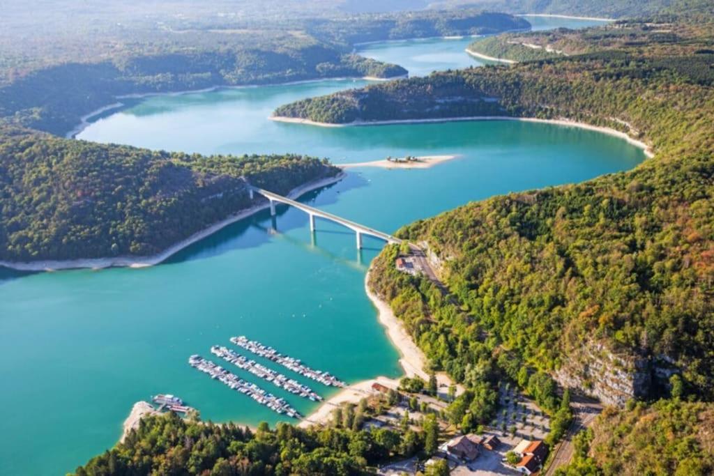 Gites Aux Granges Du Vilaret Clairvaux-les-Lacs Eksteriør billede